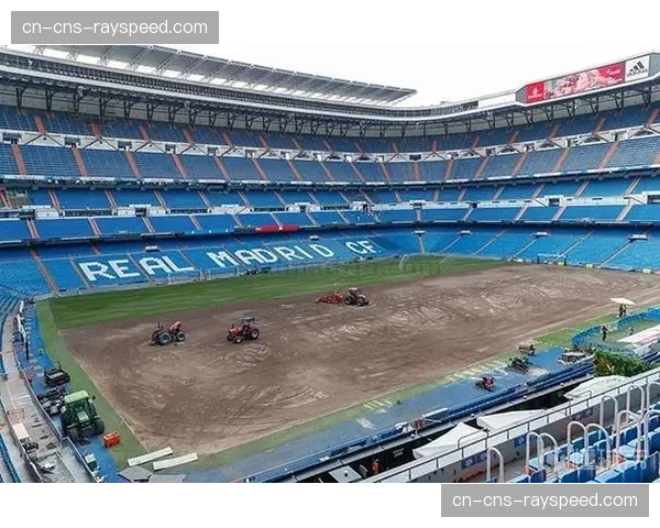 伯纳乌球场全新可伸缩草皮系统通过测试，将于四月正式启用